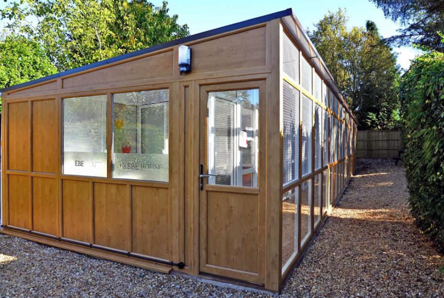 Cattery Manufacturer No1 for uPVC Catteries and Kennels Pedigree